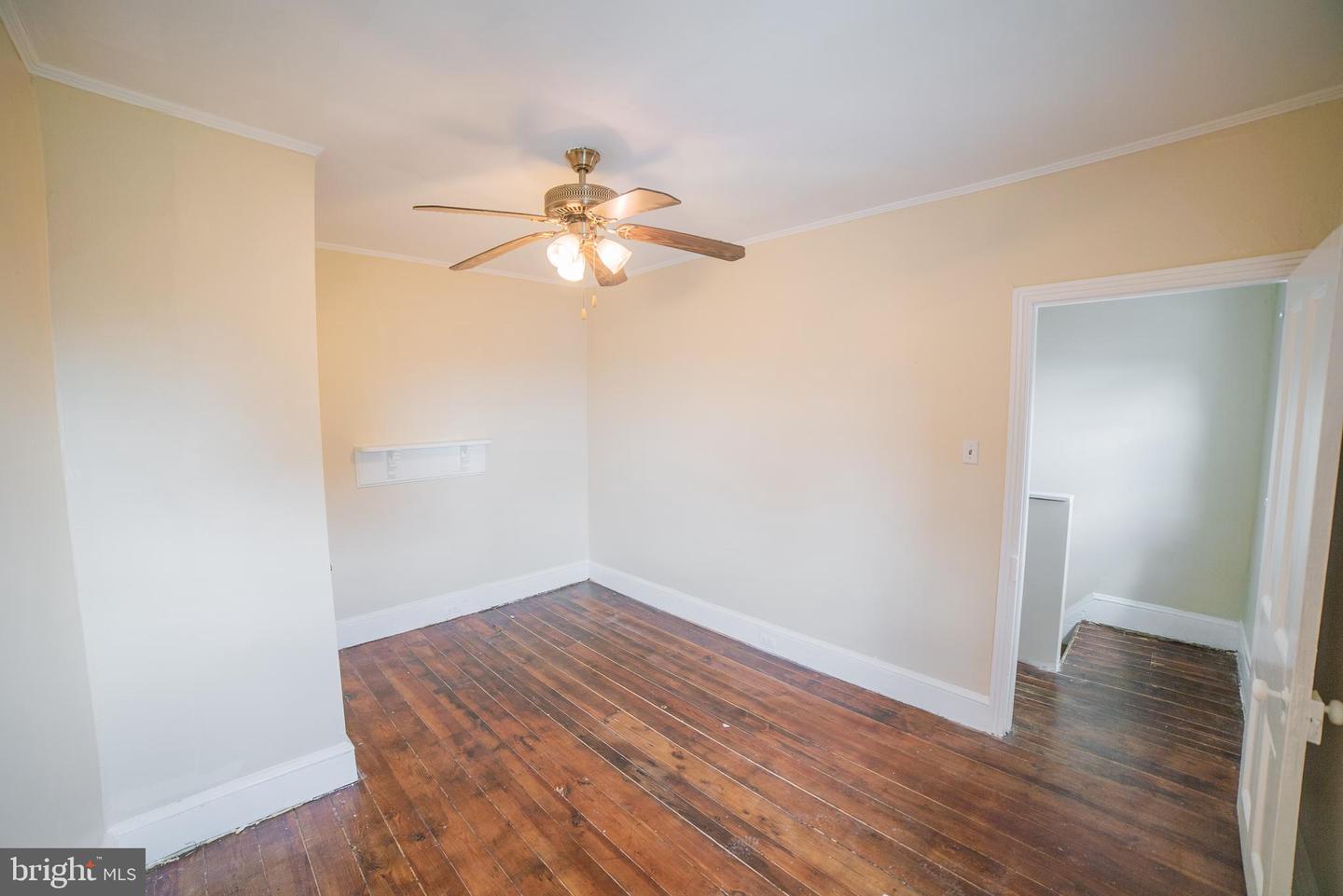 2427 E Allegheny Ave #2 Property Photo 19