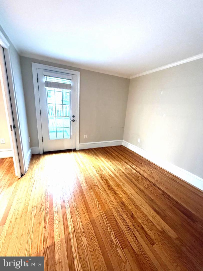 1602 Spruce St #3r Property Photo 9