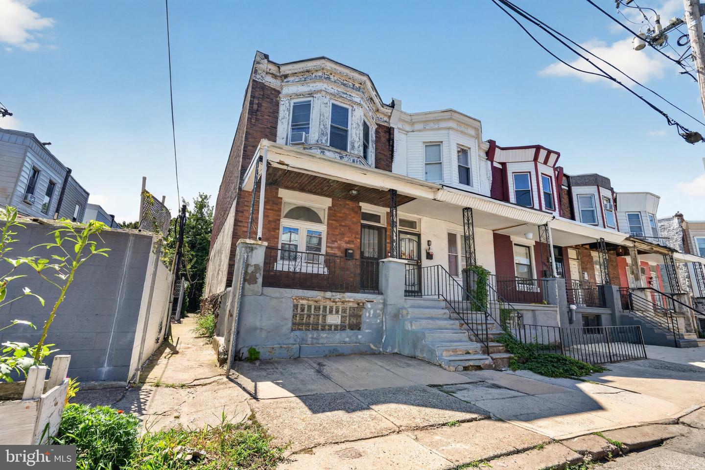 5308 Ludlow St Property Photo 3