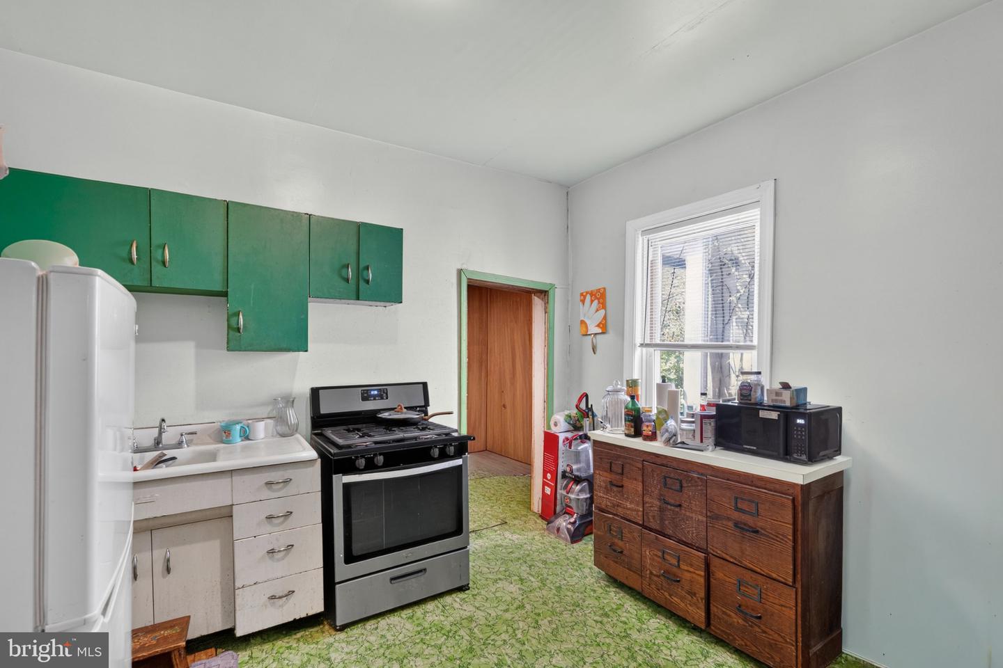 5308 Ludlow St Property Photo 8