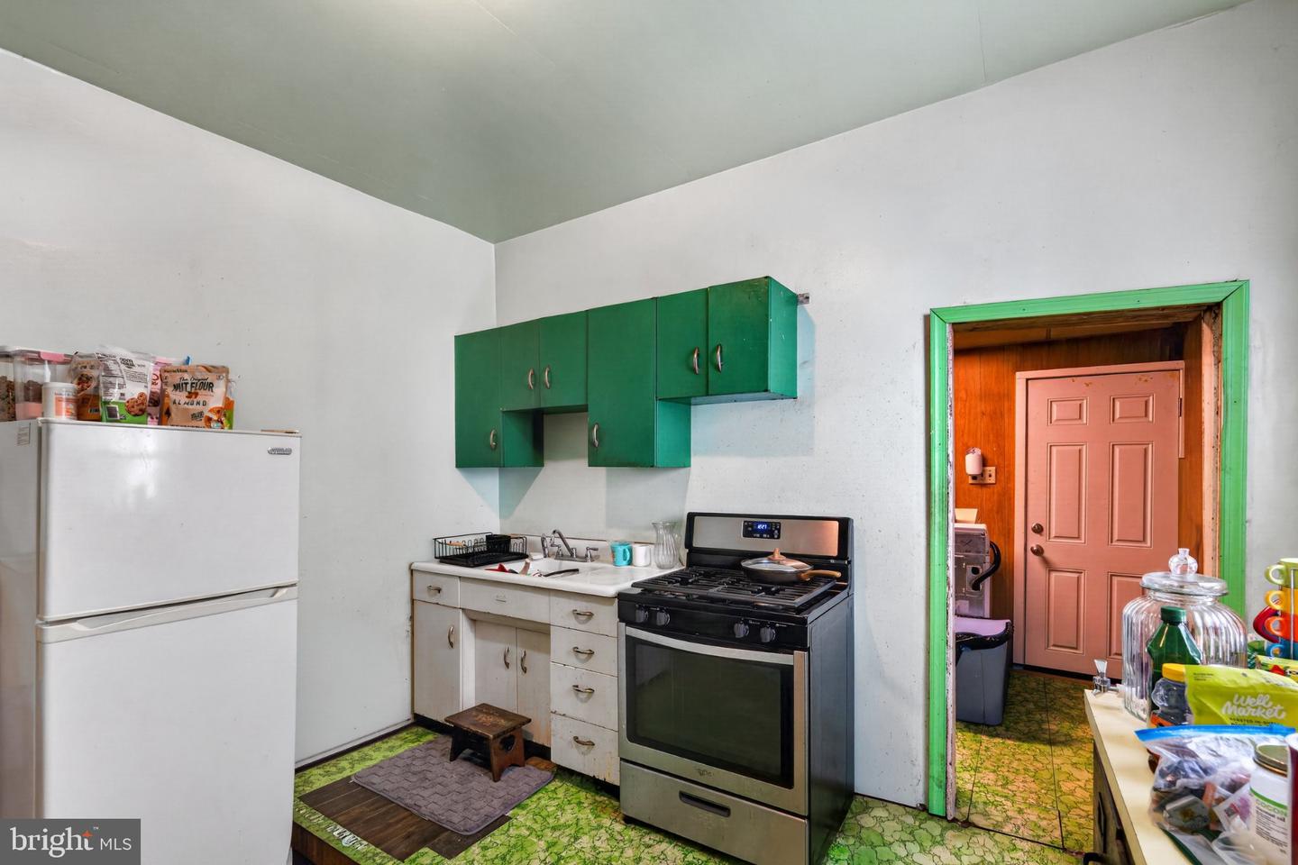 5308 Ludlow St Property Photo 9