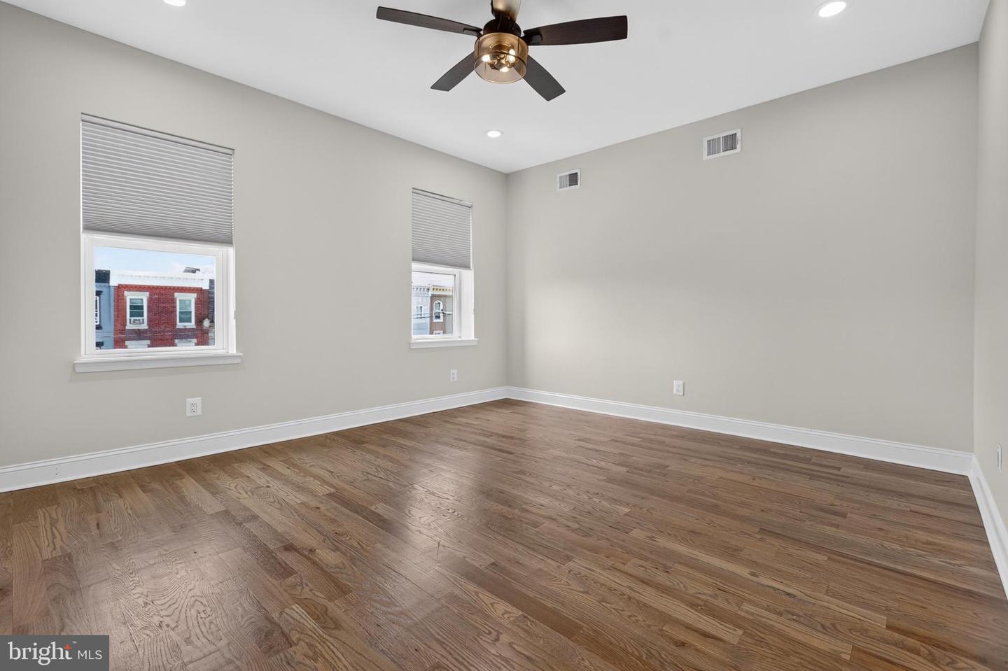 3113 W Montgomery Ave Property Photo 27