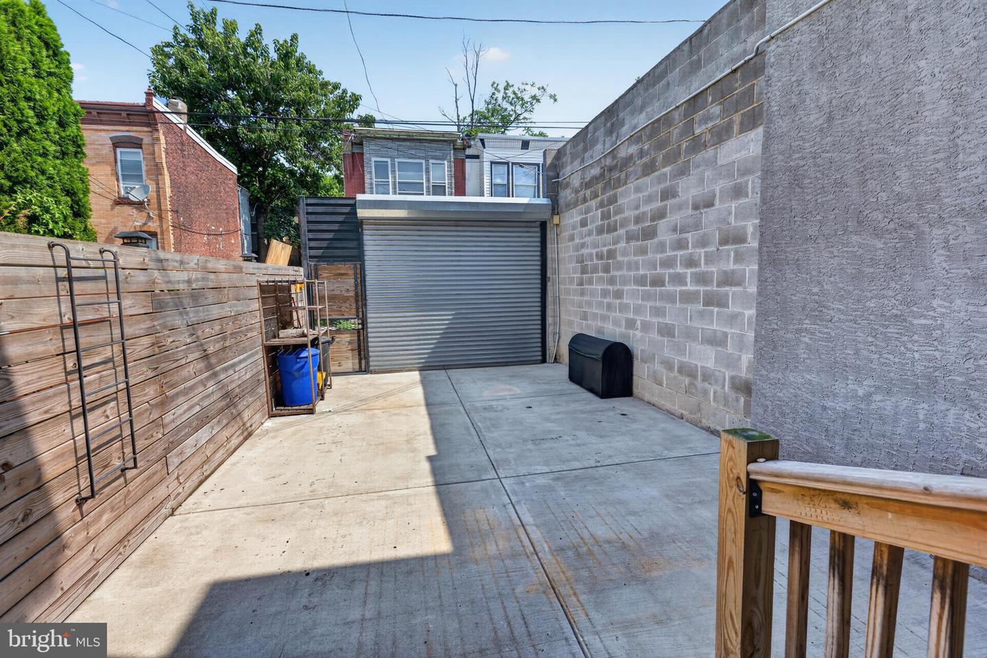 3113 W Montgomery Ave Property Photo 48