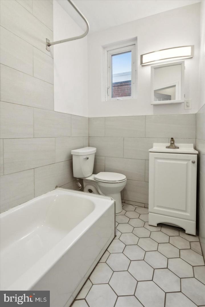 1334 N 29th St Property Photo 11