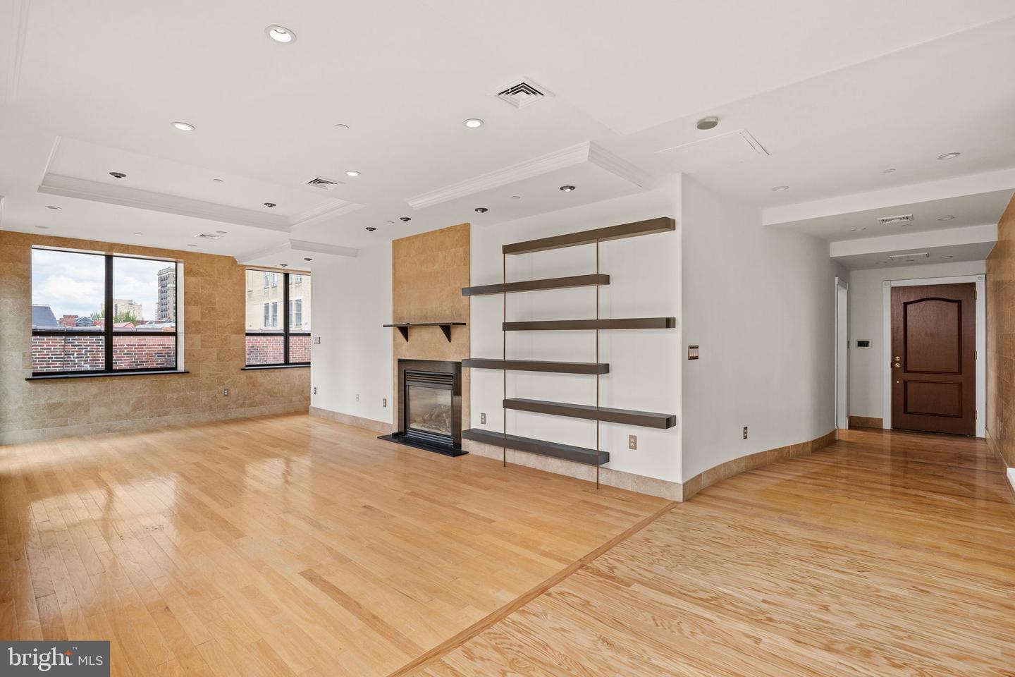 1335-1337 Pine St #401 Property Photo 12