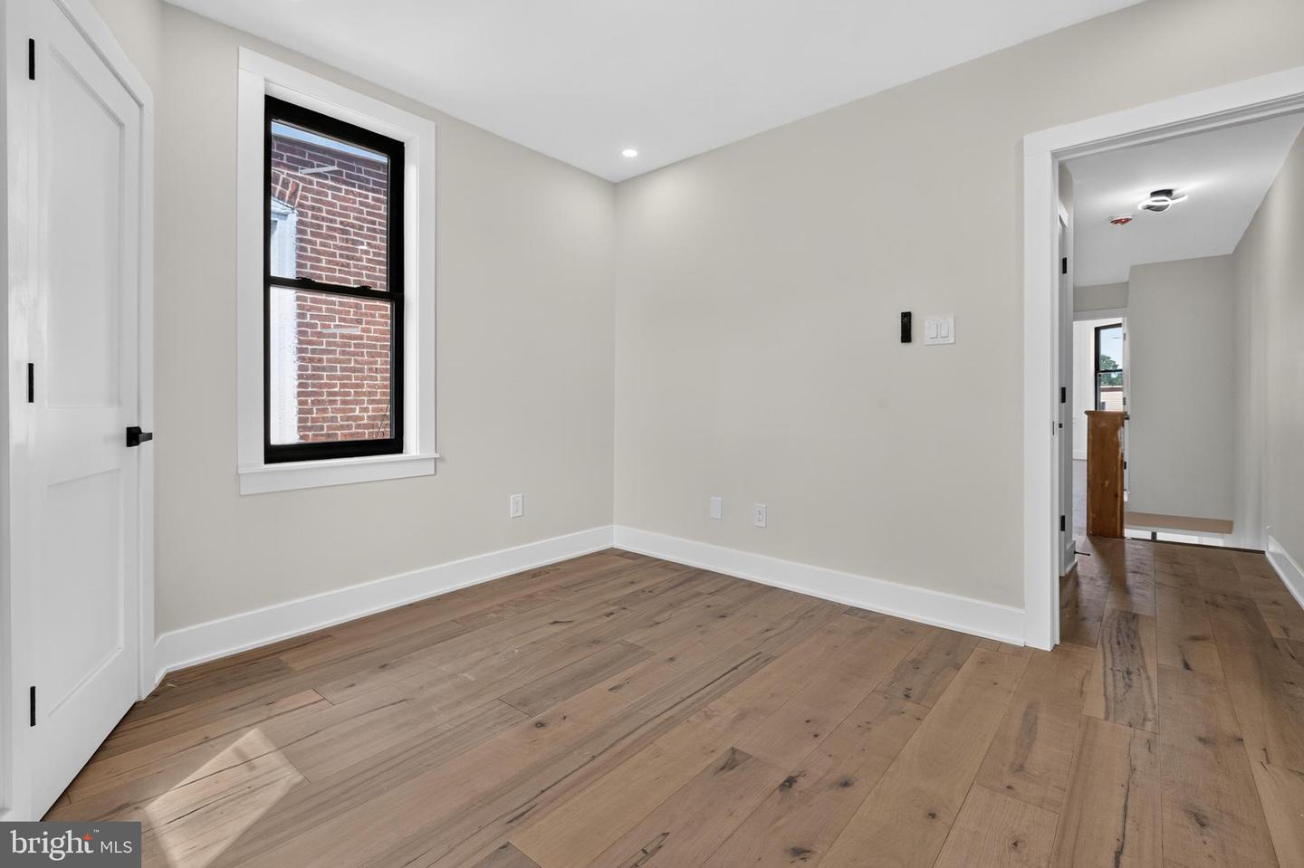 4740 N Camac St Property Photo 28