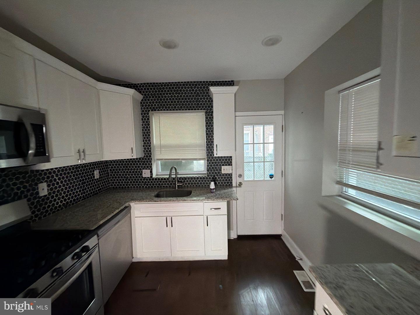 1843 S Ringgold St Property Photo 3