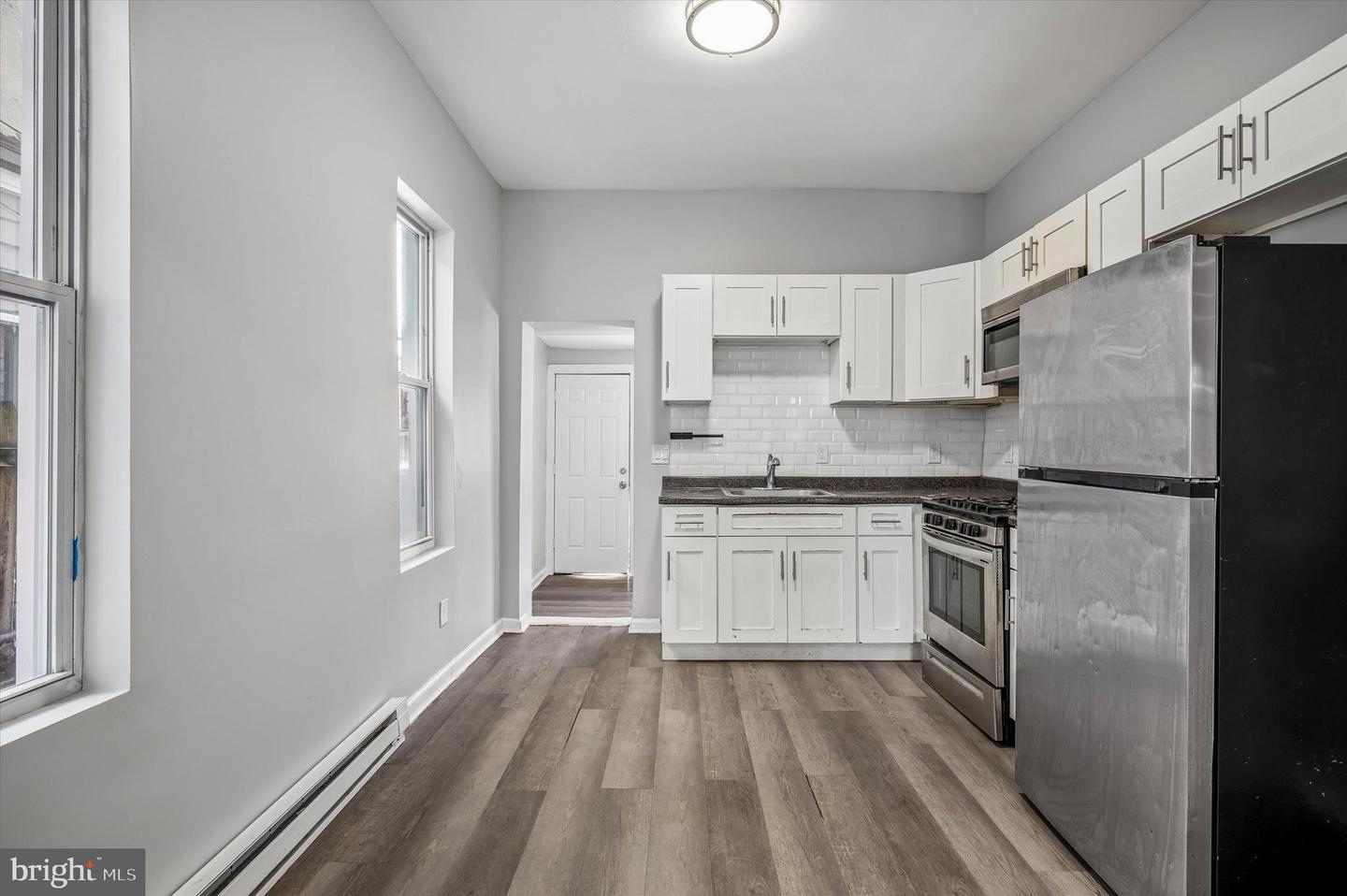 3411 G St Property Photo 4