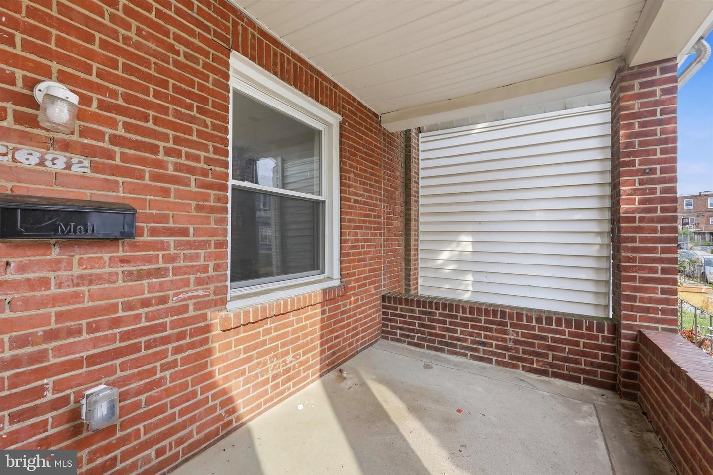 2632 S Lloyd St Property Photo 7