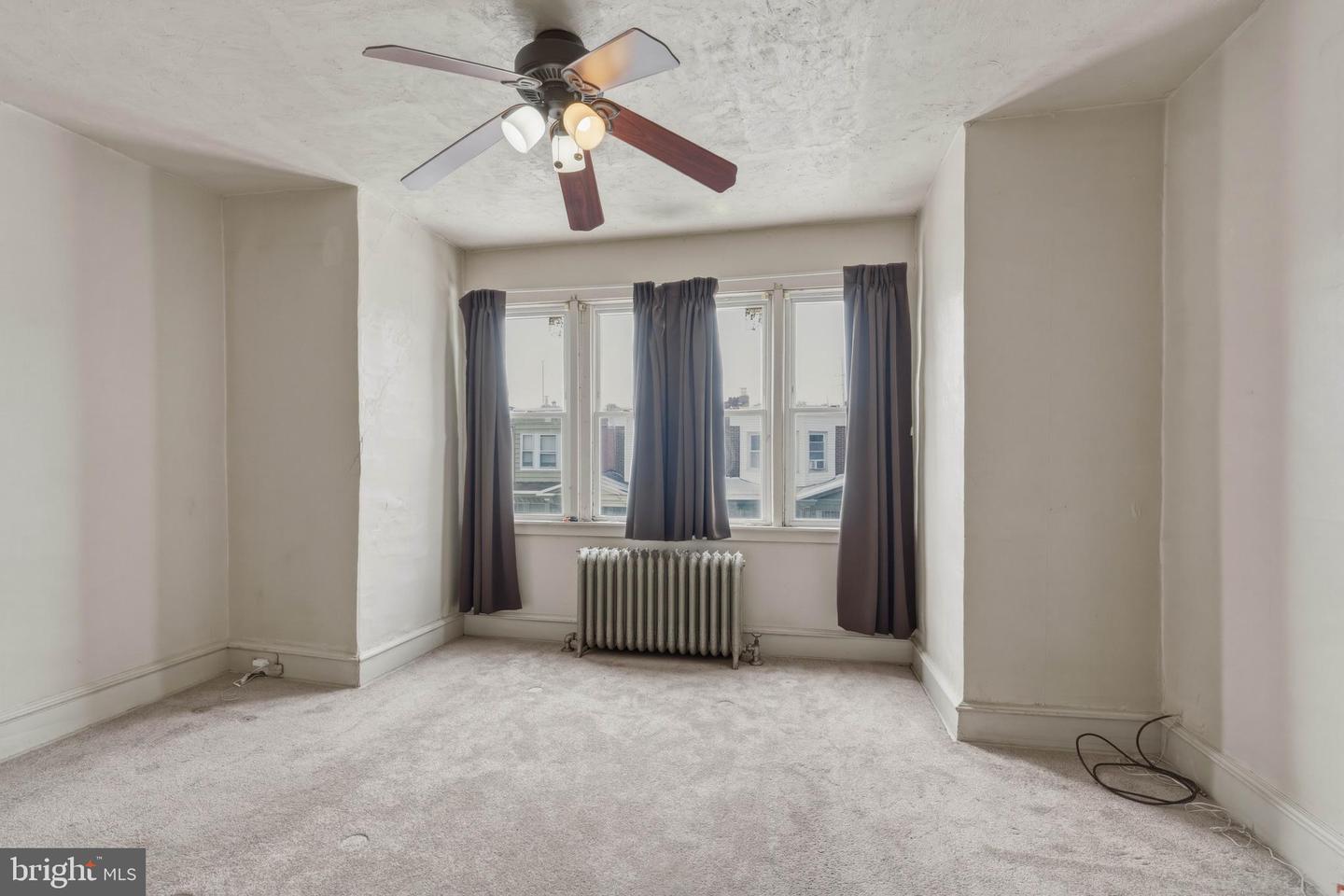 1653 W Mentor St Property Photo 16