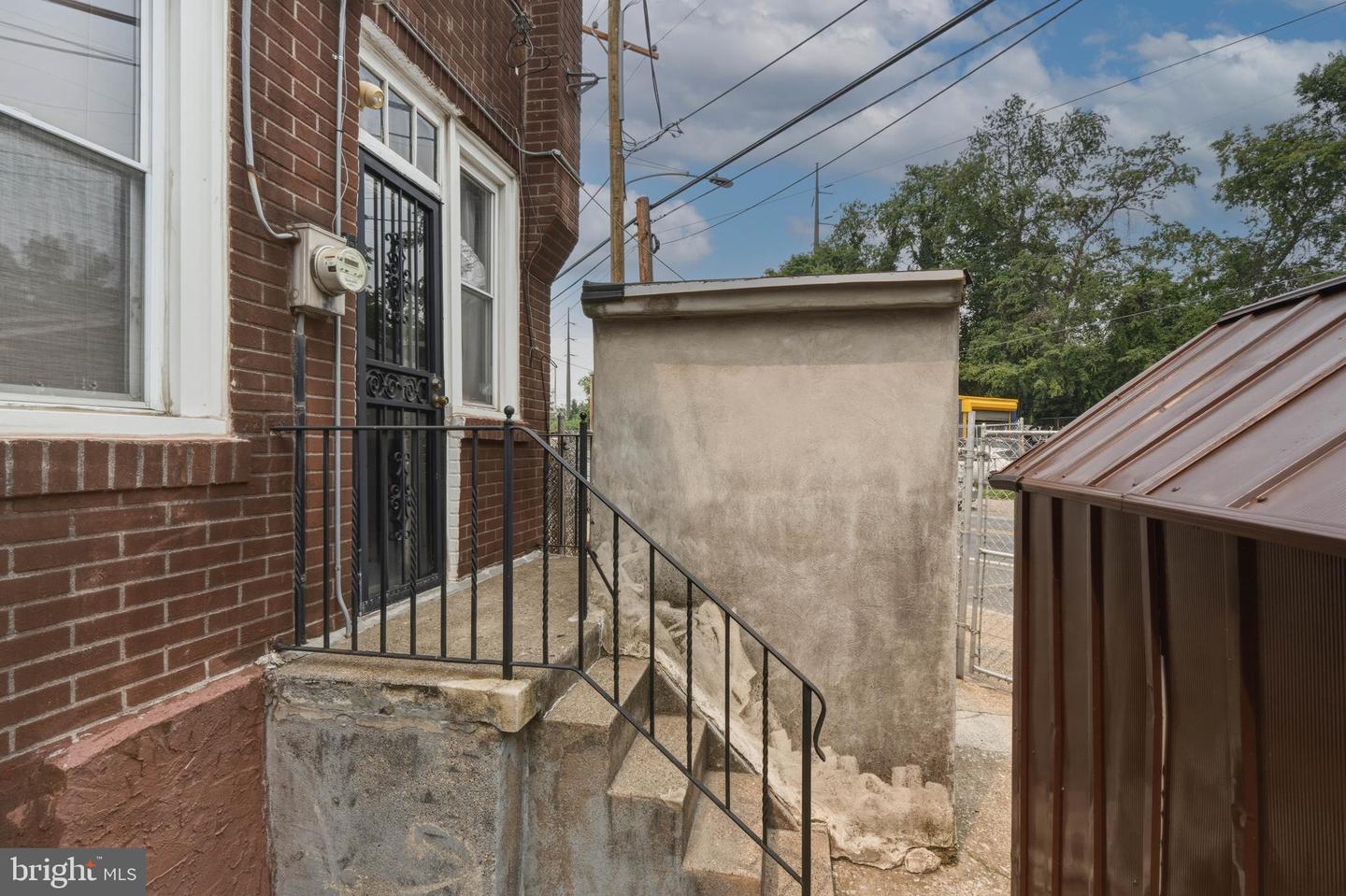 1653 W Mentor St Property Photo 31