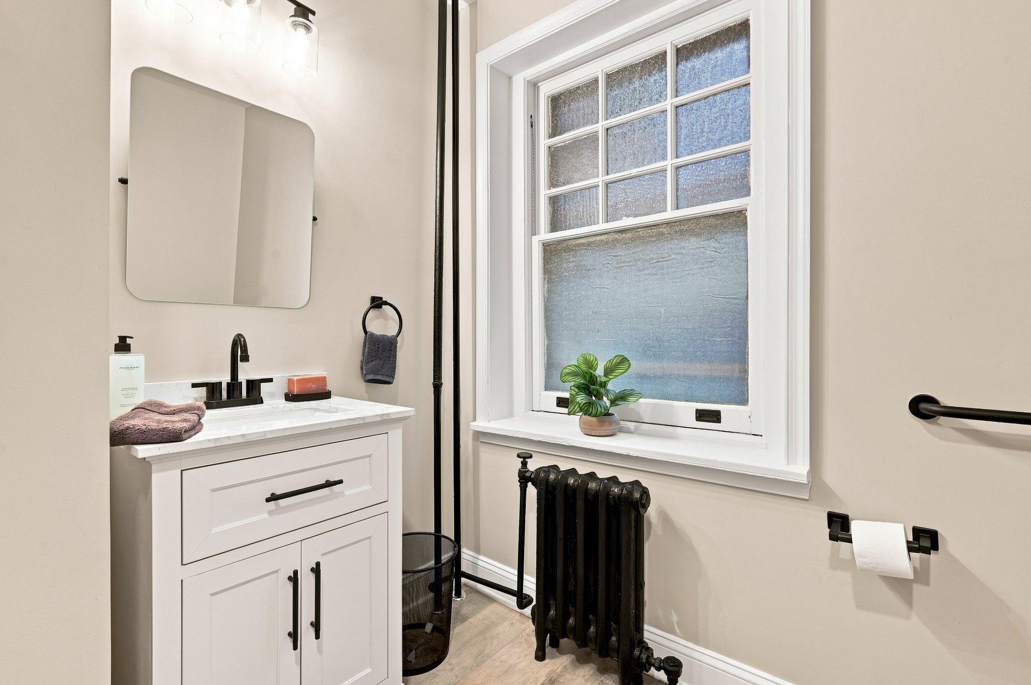 59 W Westview St Property Photo 11