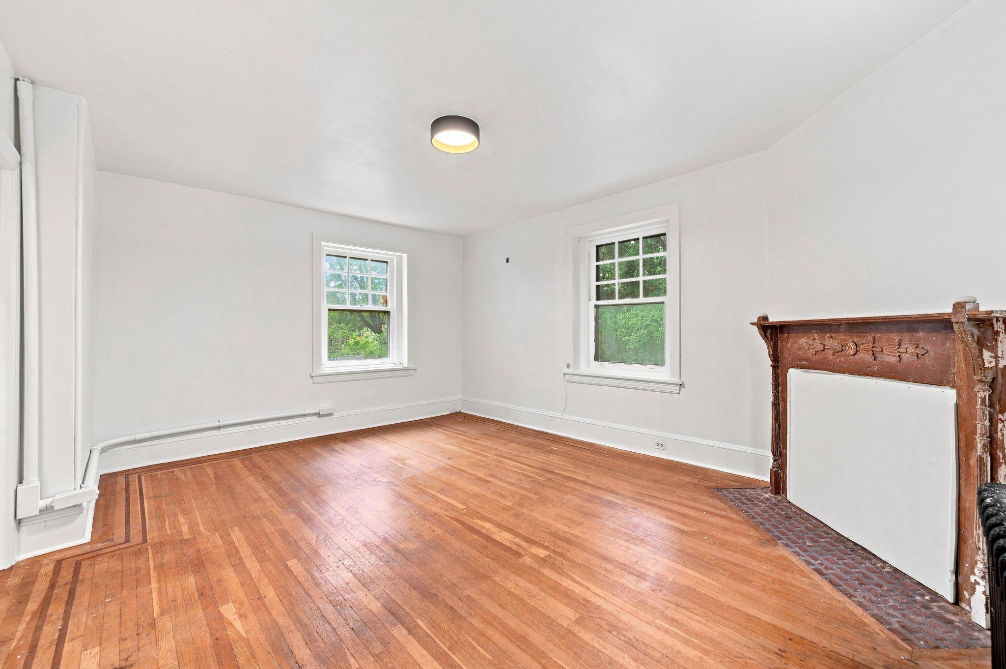 59 W Westview St Property Photo 21