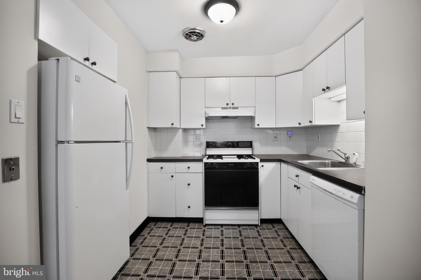2589 Balwynne Park Rd Property Photo 11