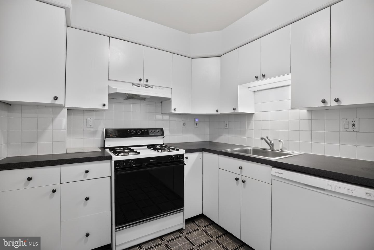 2589 Balwynne Park Rd Property Photo 12