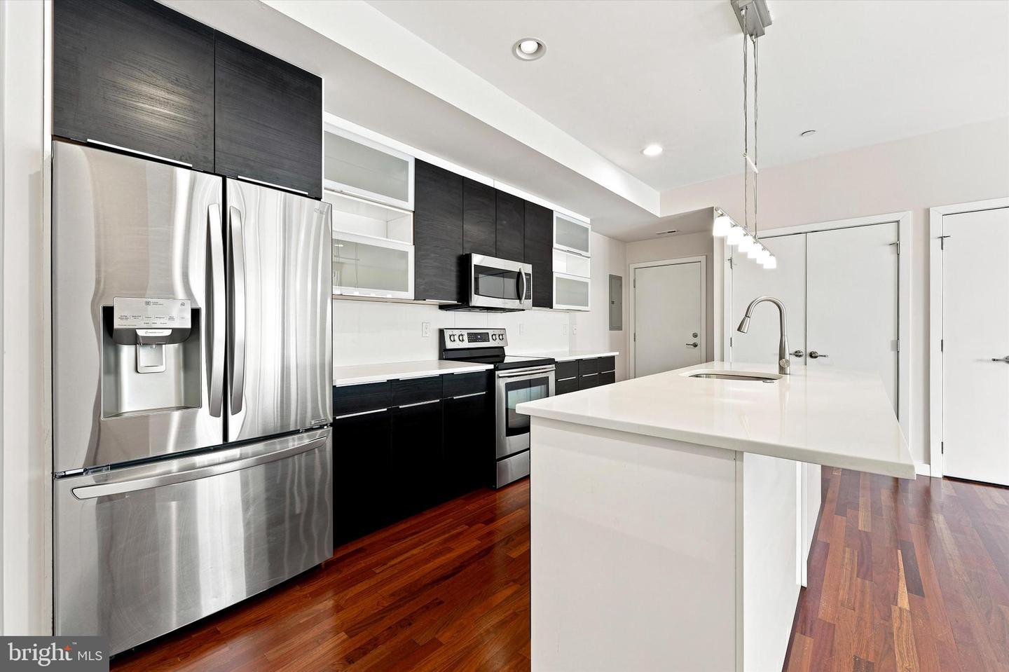 2000-unit B3 Kimball St #b3 Property Photo 7