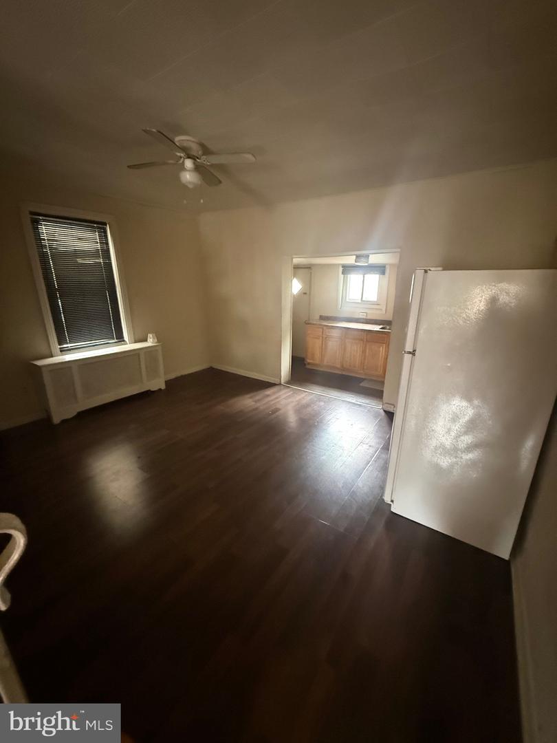 1300 N Farson St Property Photo 8