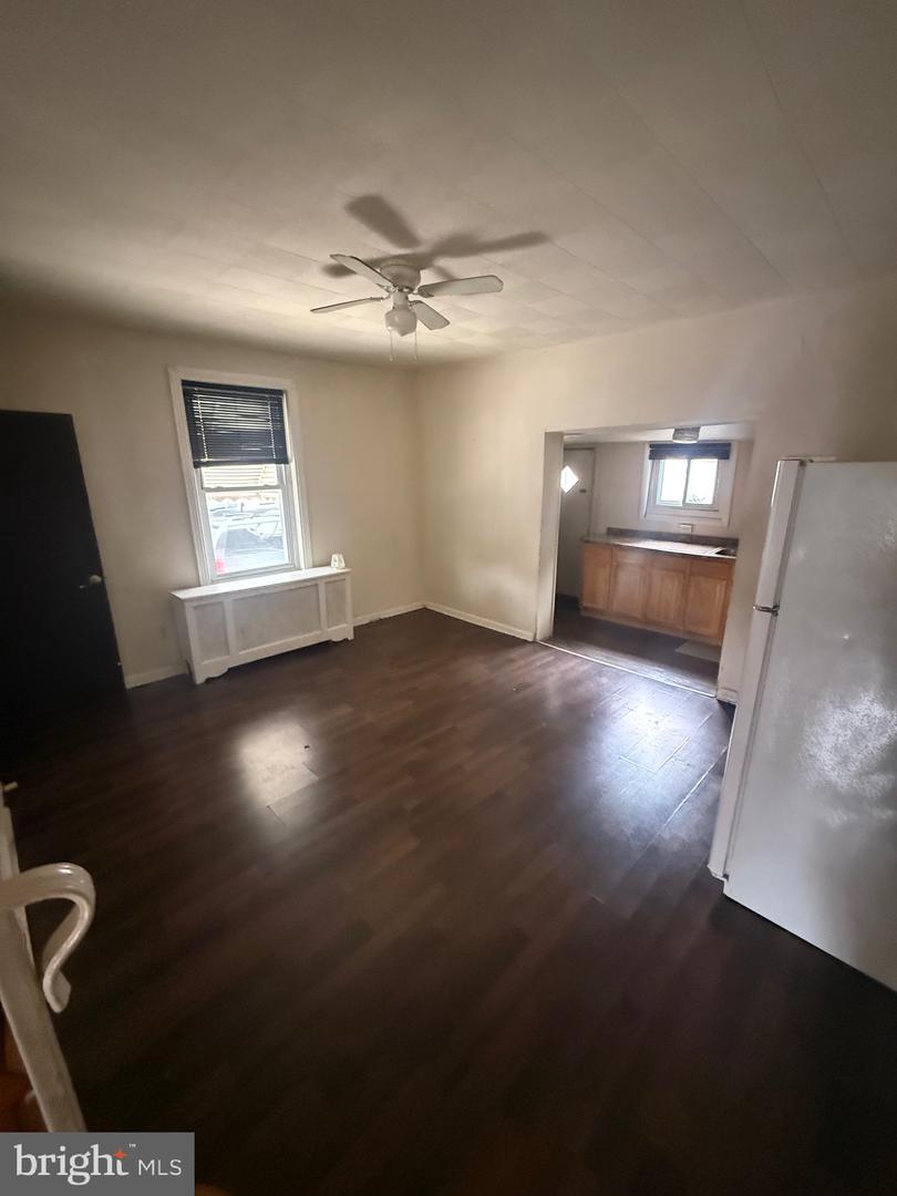 1300 N Farson St Property Photo 18