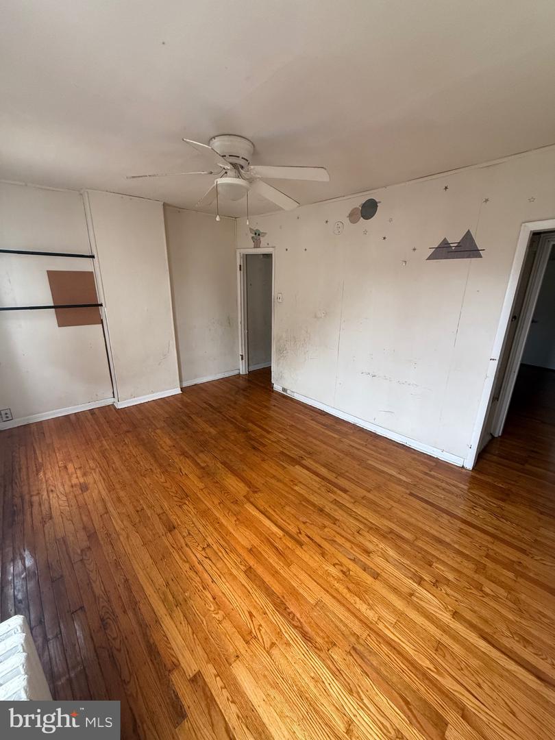 1300 N Farson St Property Photo 22