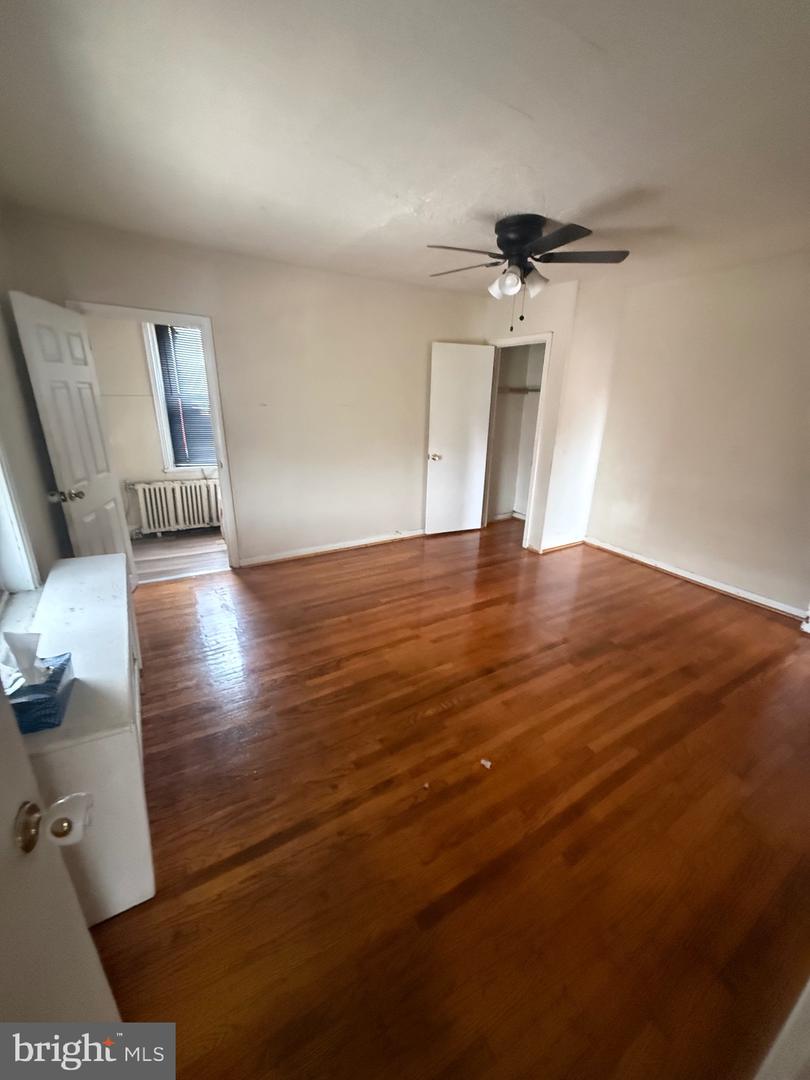 1300 N Farson St Property Photo 24