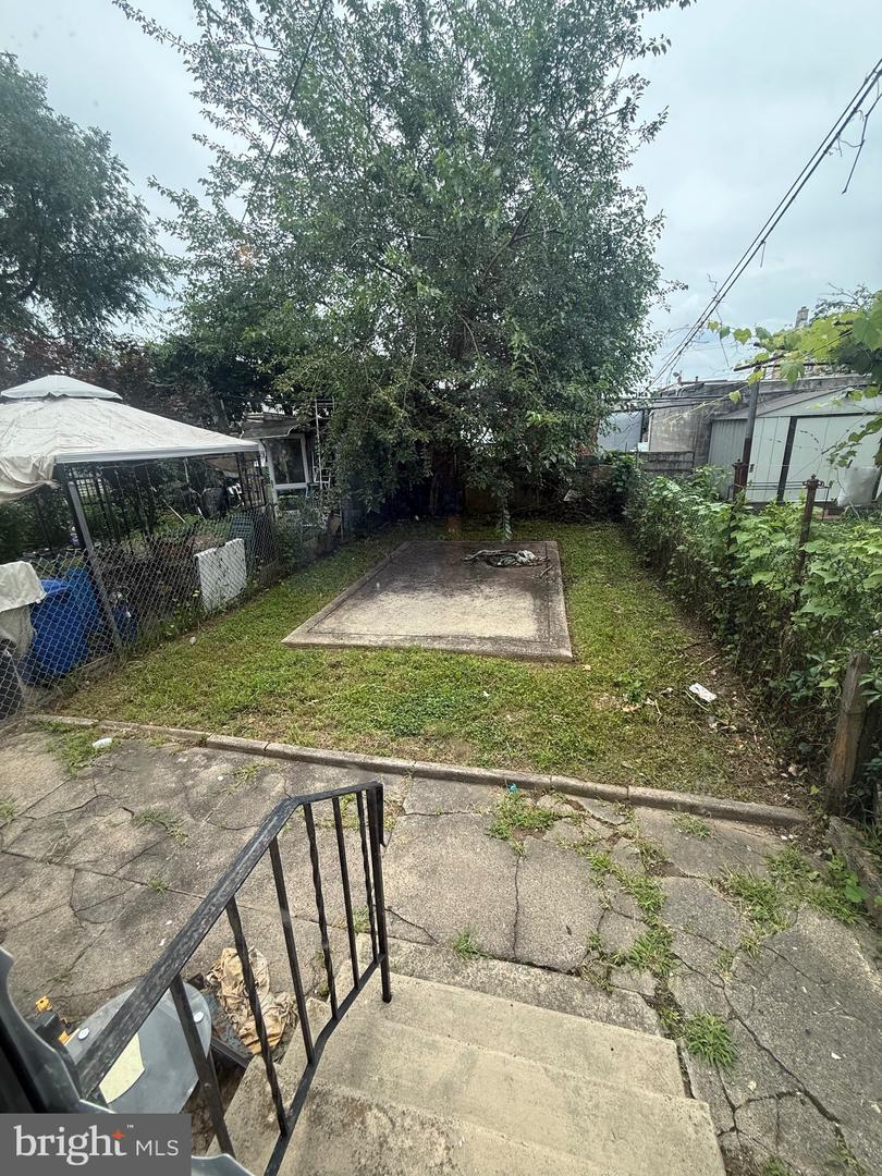 116 E Eleanor St Property Photo 9