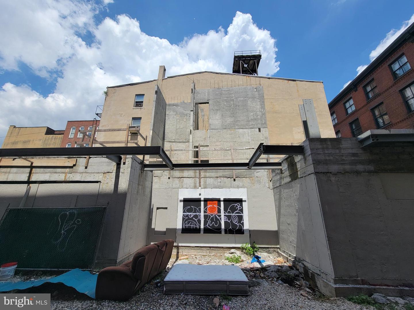 20-22 S Bank St Property Photo 10