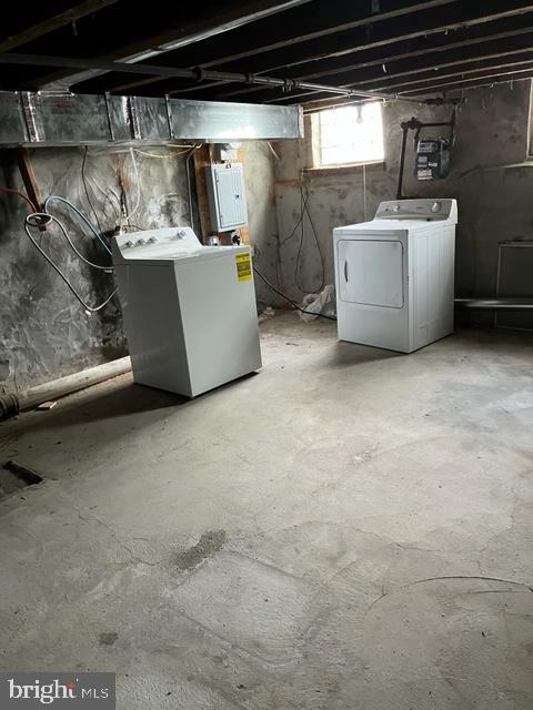 1622 Montrose St Property Photo 6