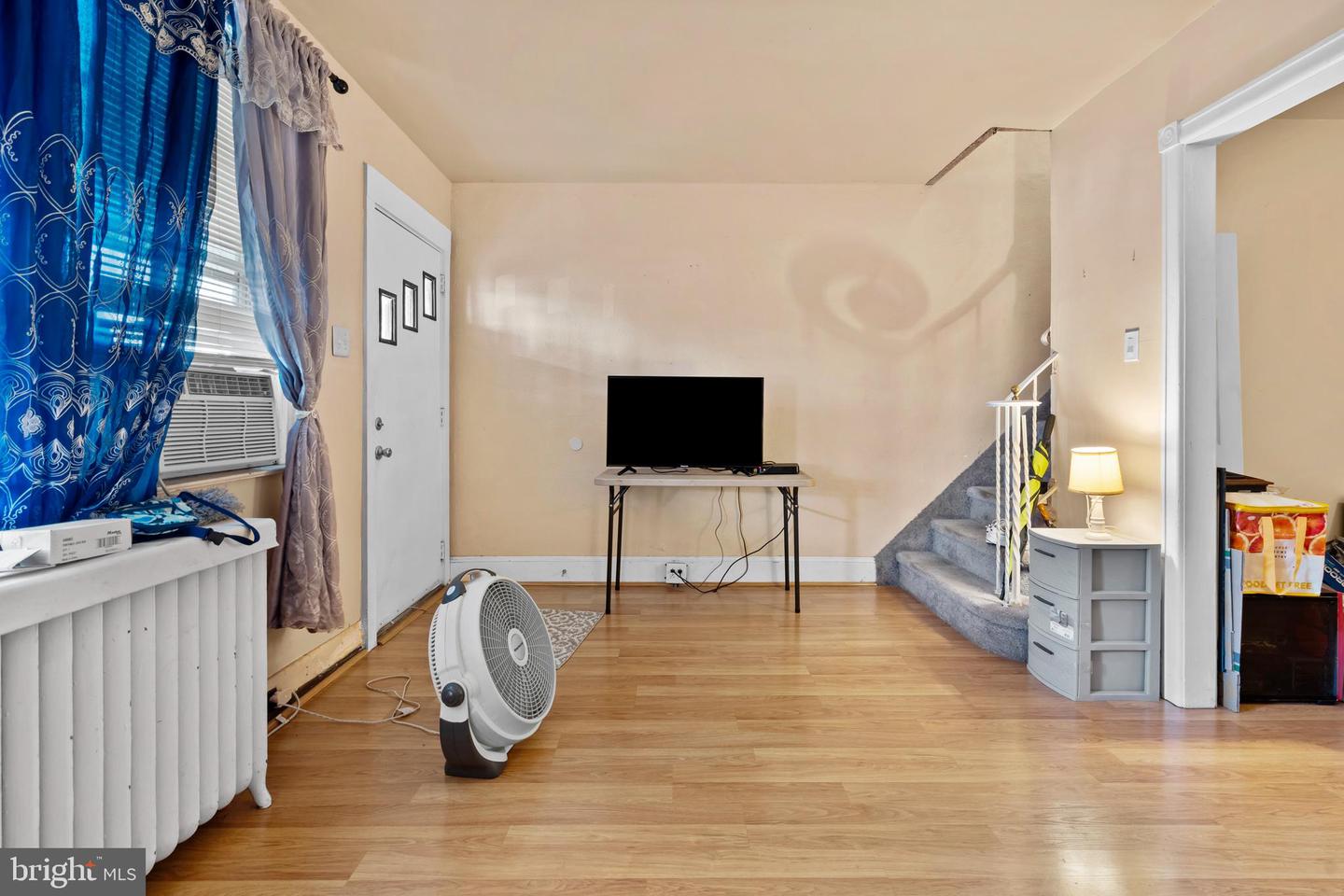 221 Widener St Property Photo 4