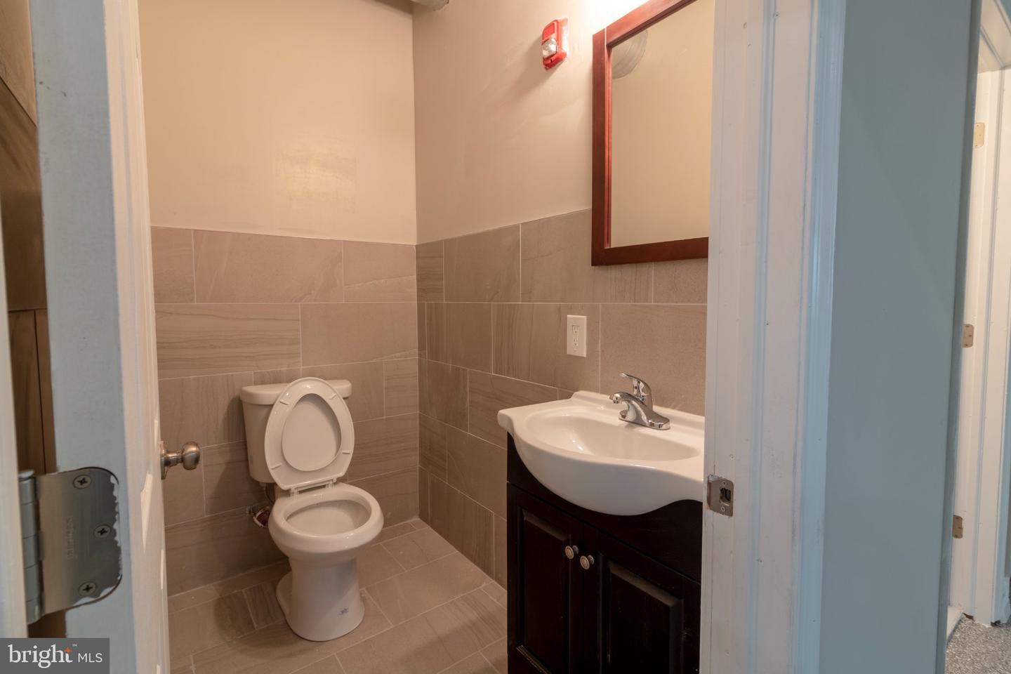 2613 W Hunting Park Ave Property Photo 13
