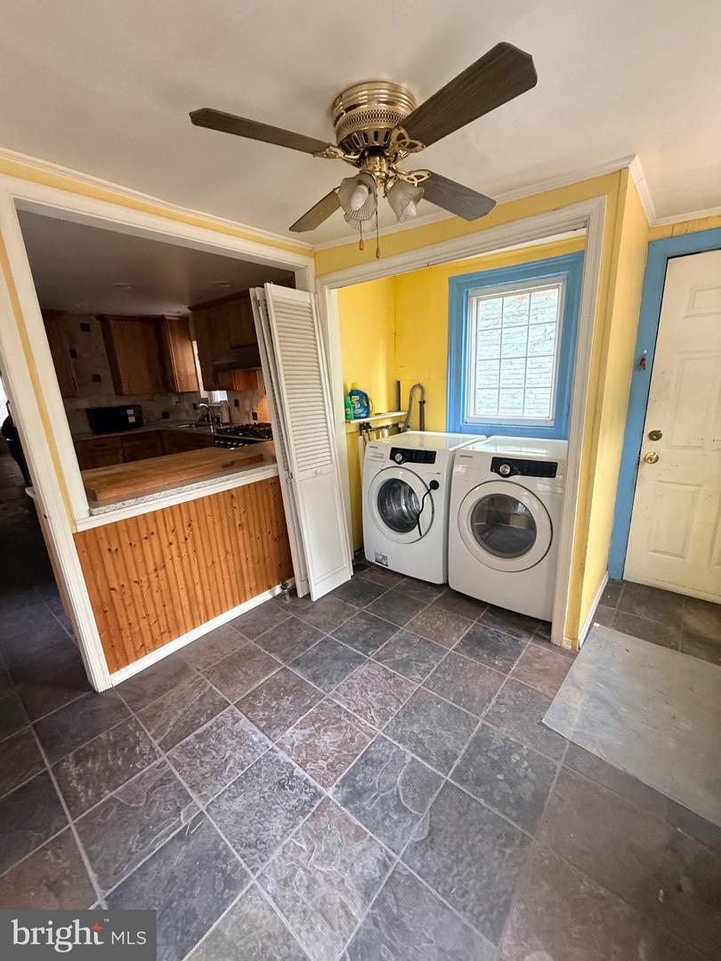 1118 Marlborough St Property Photo 17
