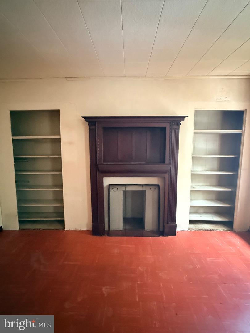 1118 Marlborough St Property Photo 20
