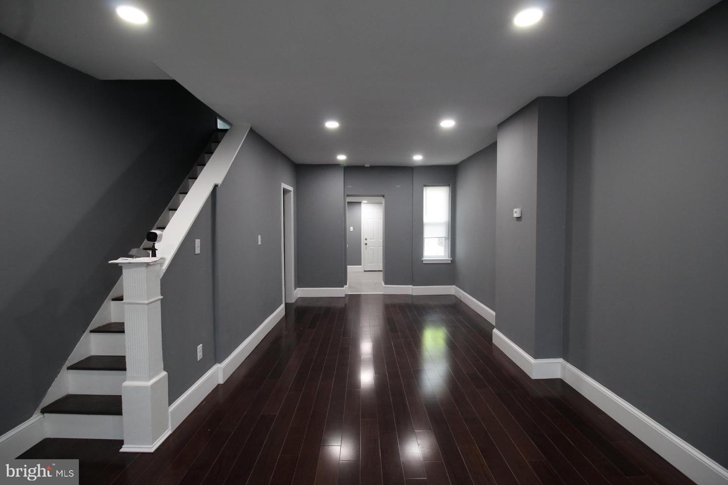 3086 Memphis St Property Photo 1