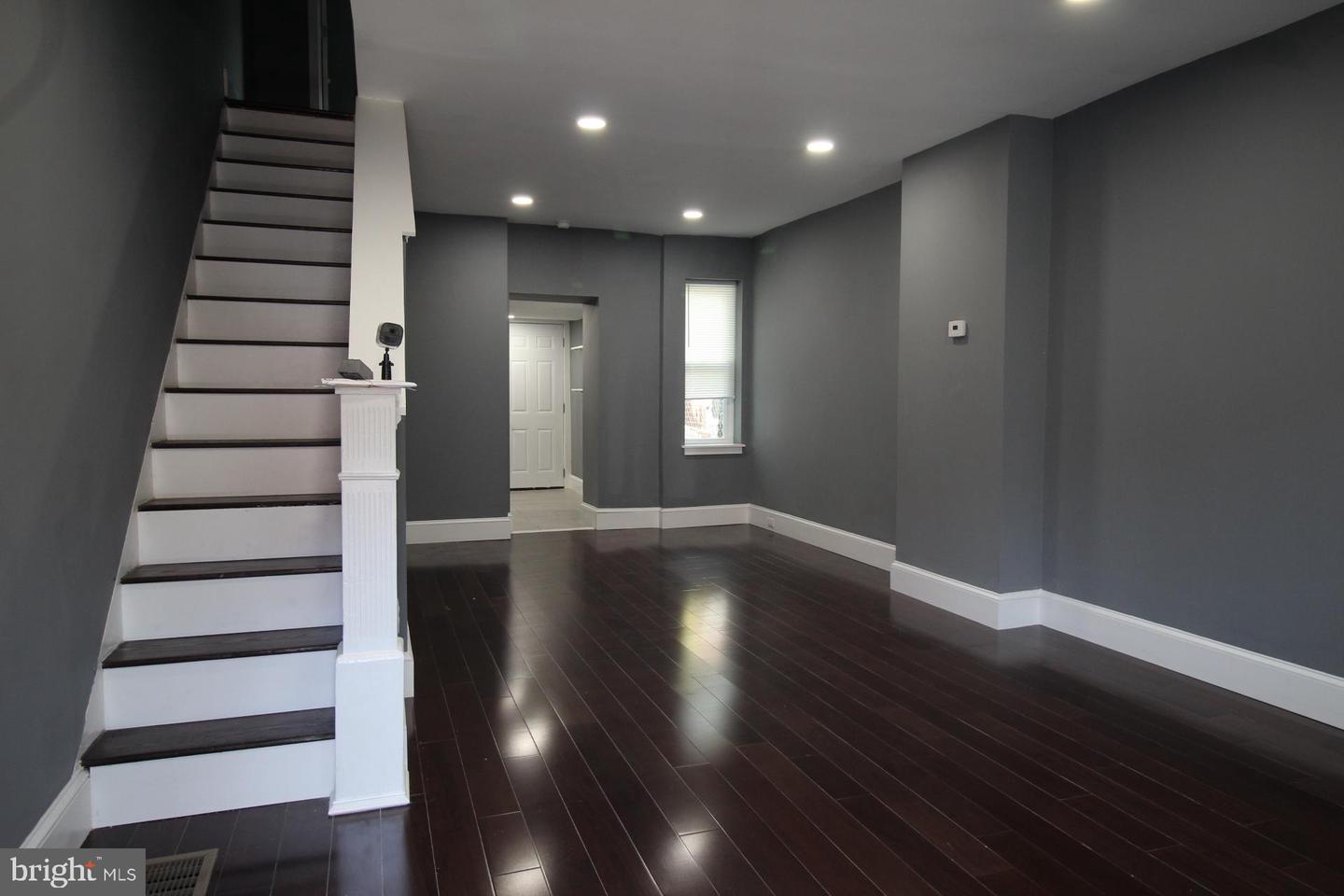 3086 Memphis St Property Photo 3