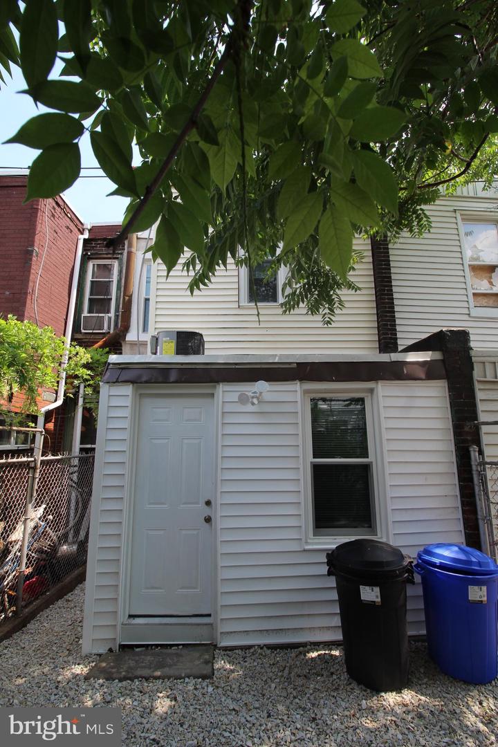 3086 Memphis St Property Photo 17