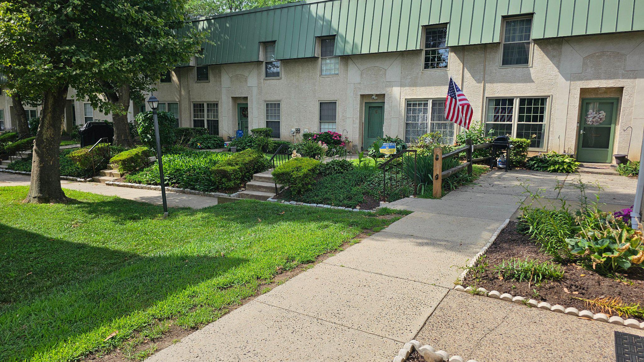 441 Tomlinson Rd #h1 Property Photo 4