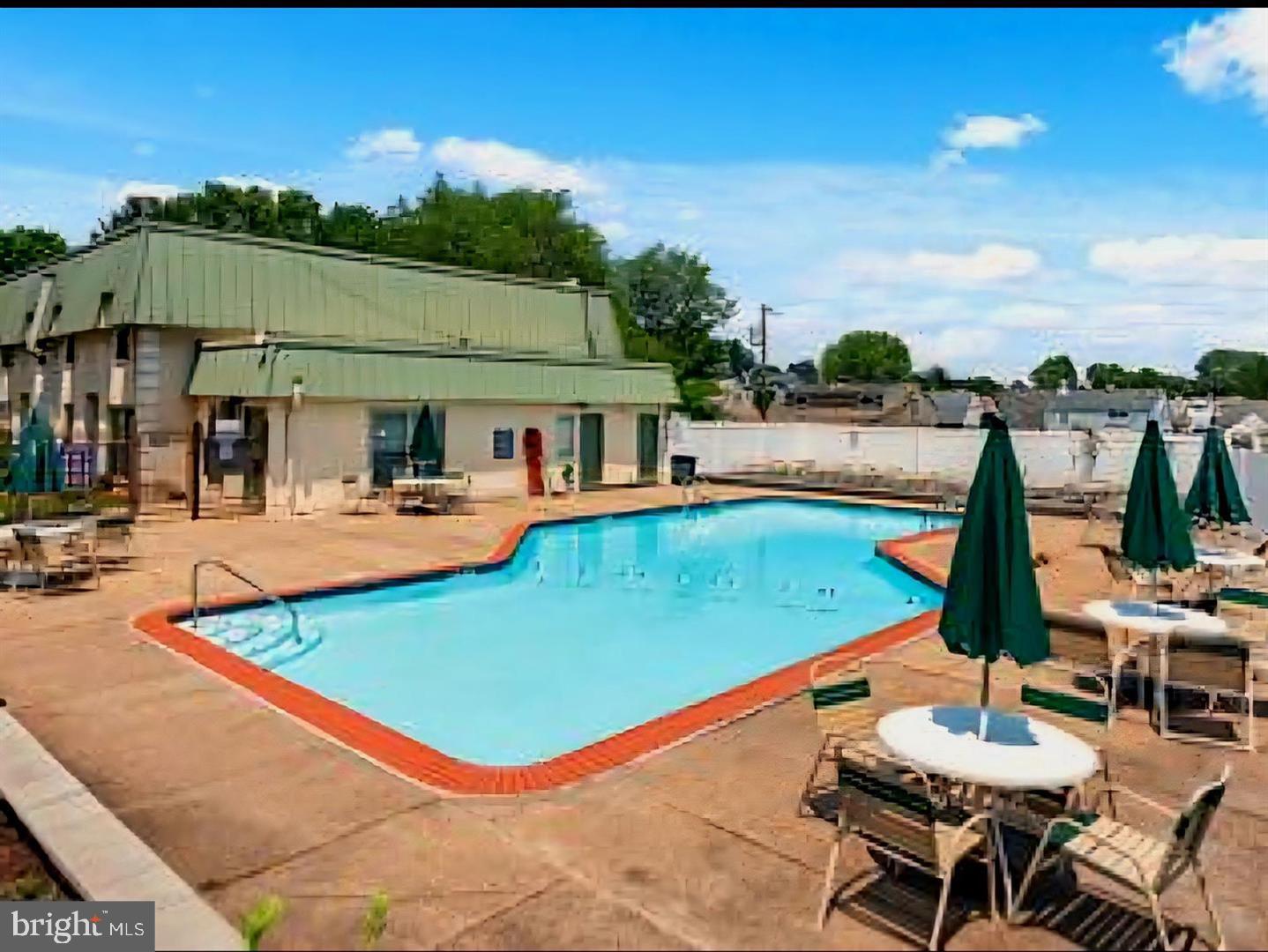 441 Tomlinson Rd #h1 Property Photo 5
