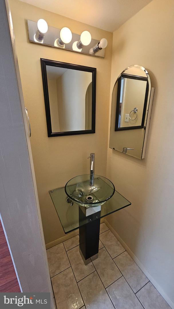441 Tomlinson Rd #h1 Property Photo 20