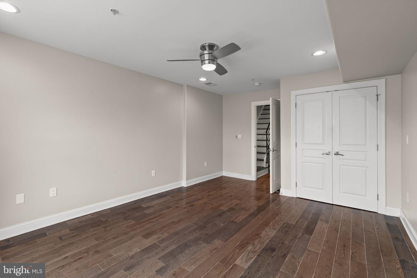 2129 Tasker St Property Photo 25