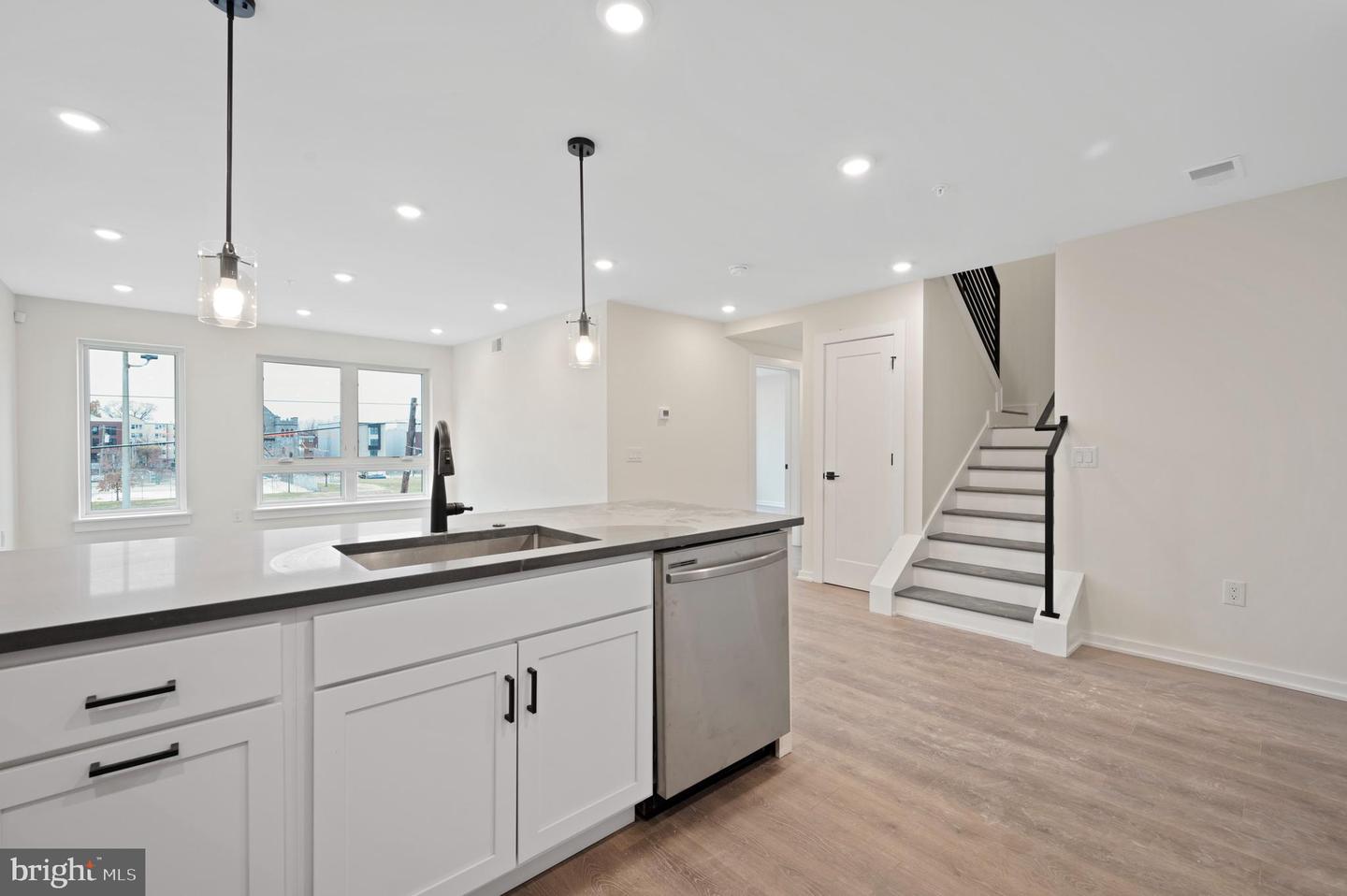 1721 N 21st St #c Property Photo 5