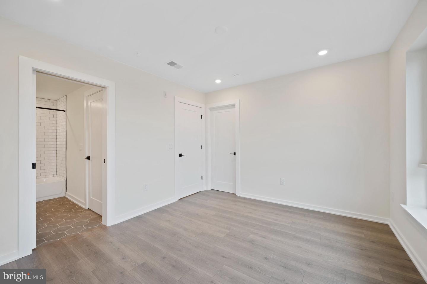 1721 N 21st St #c Property Photo 9