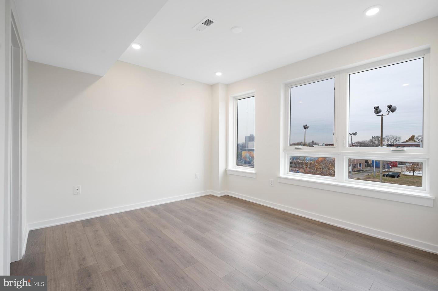 1721 N 21st St #c Property Photo 14