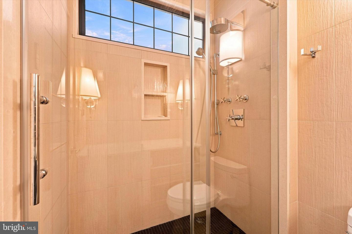 1414 S Penn Sq #6b Property Photo 32