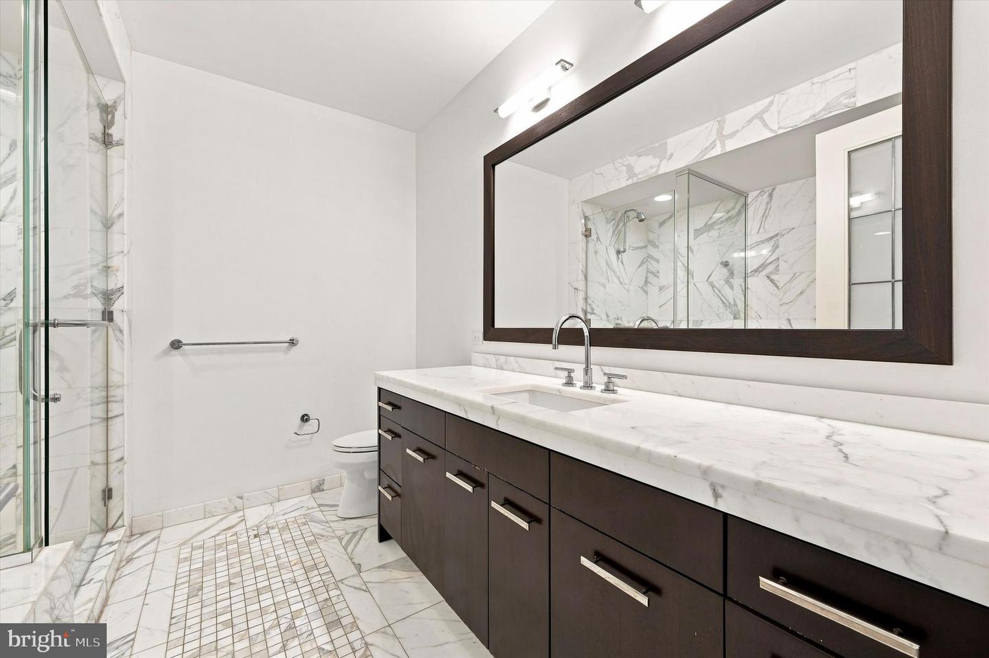 1414 S Penn Sq #6b Property Photo 41