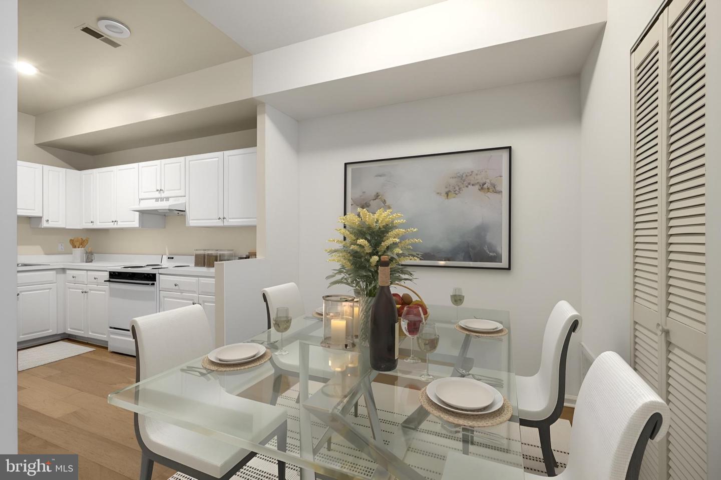 1220-24 Sansom St #9s Property Photo 2