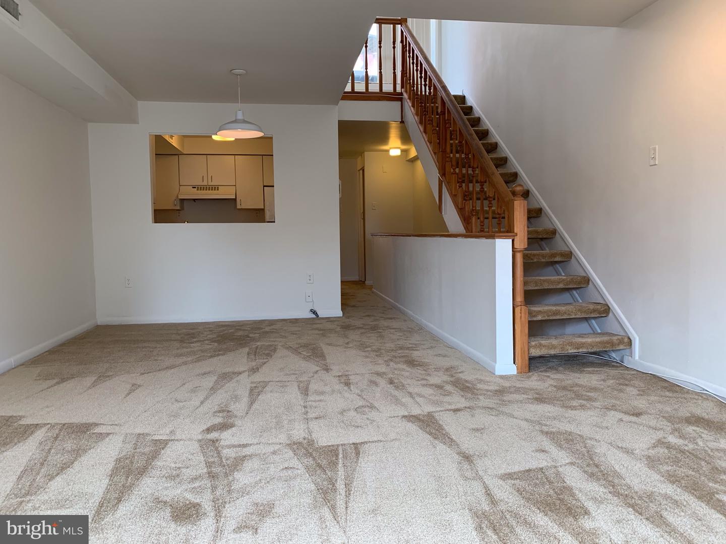 1211 LOCUST ST #3F Property Photo 1
