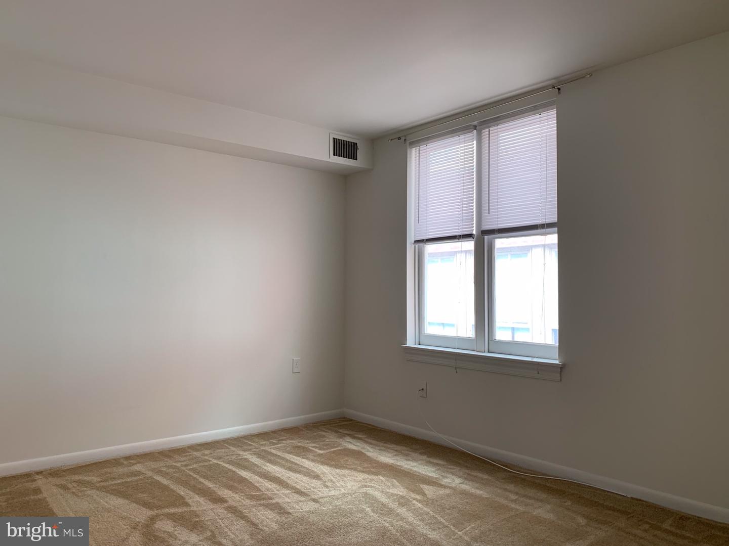 1211 Locust St #3f Property Photo 7