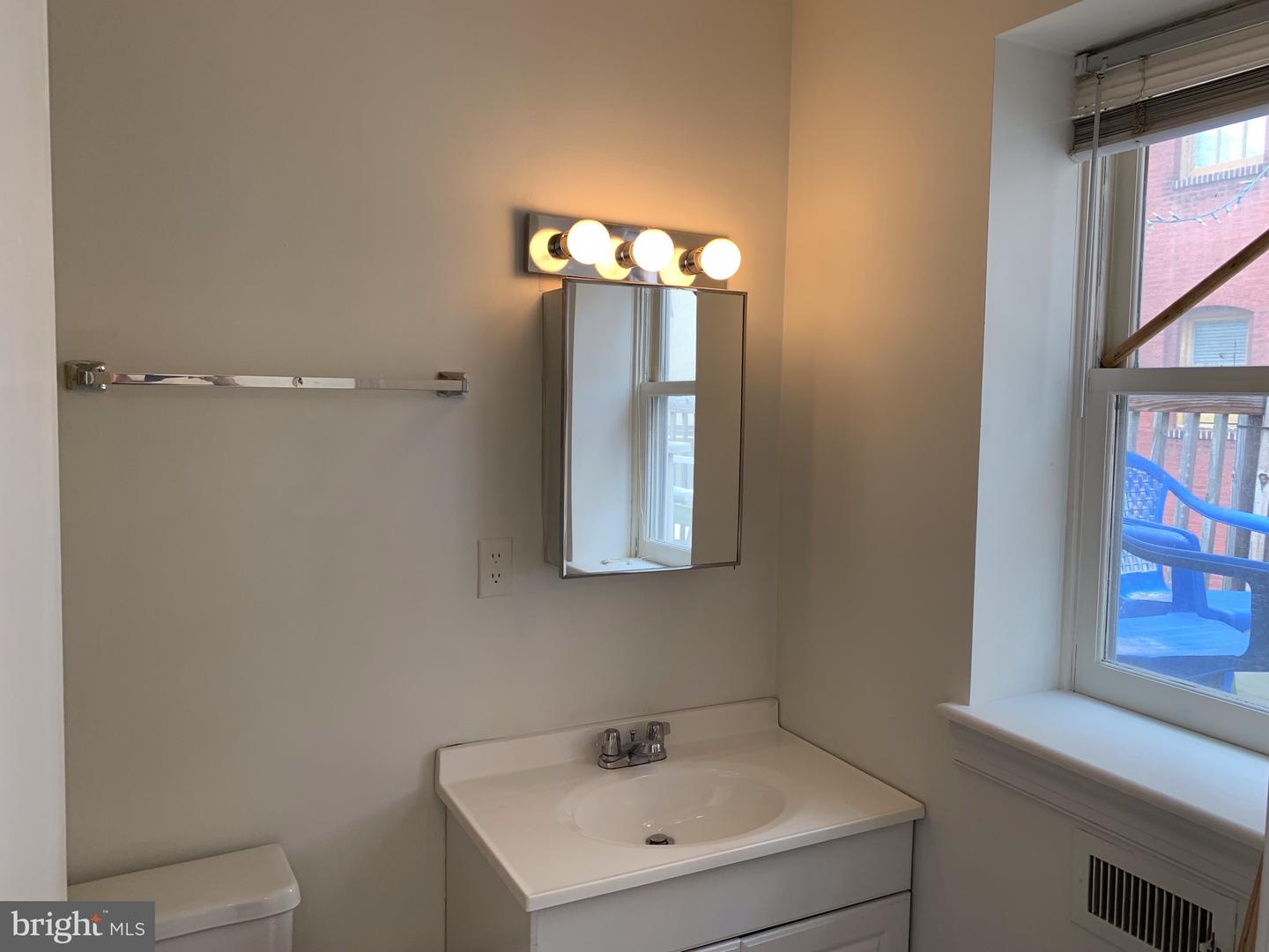 1211 Locust St #3f Property Photo 11