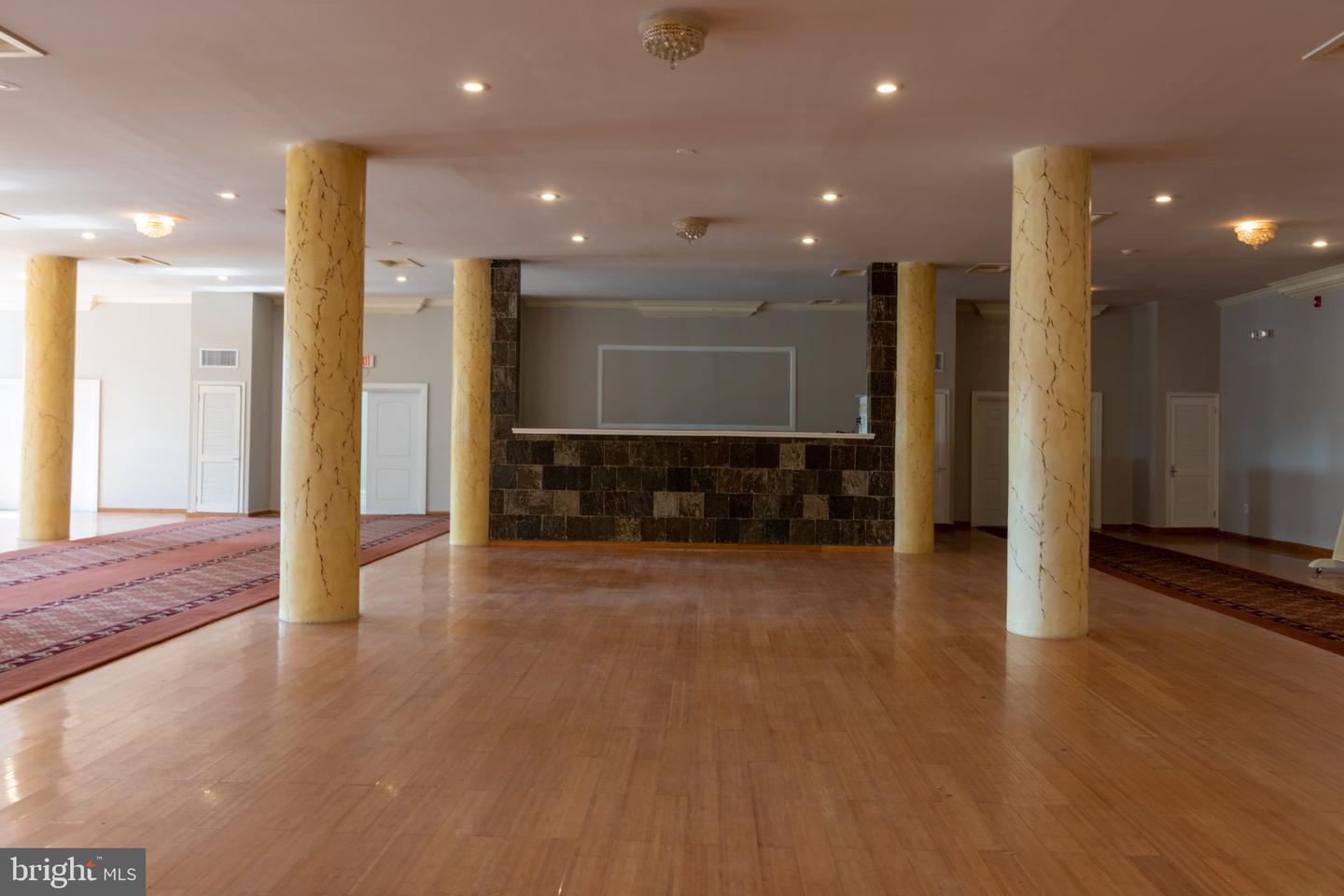 2613 W Hunting Park Ave Property Photo 11