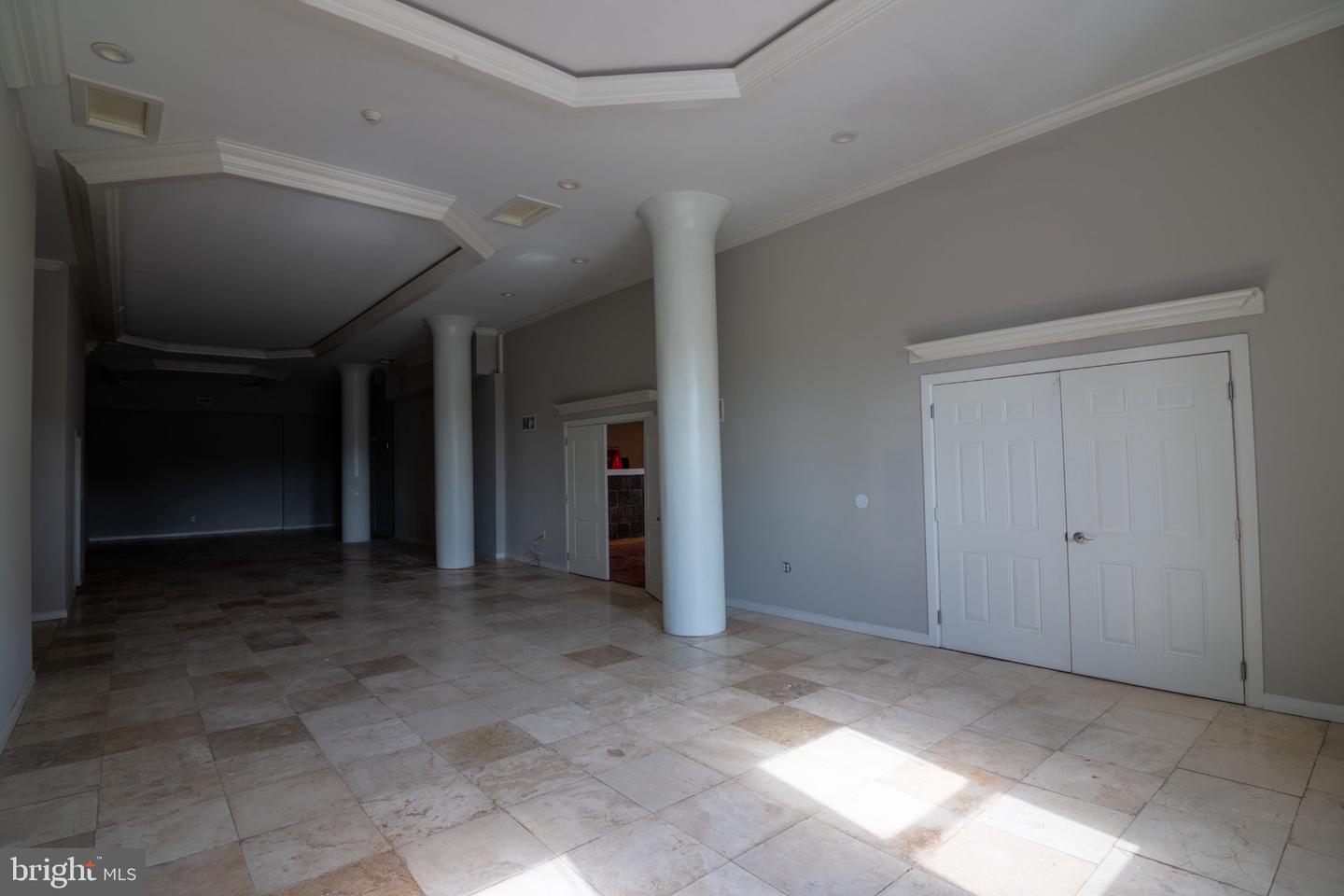 2613 W Hunting Park Ave Property Photo 24