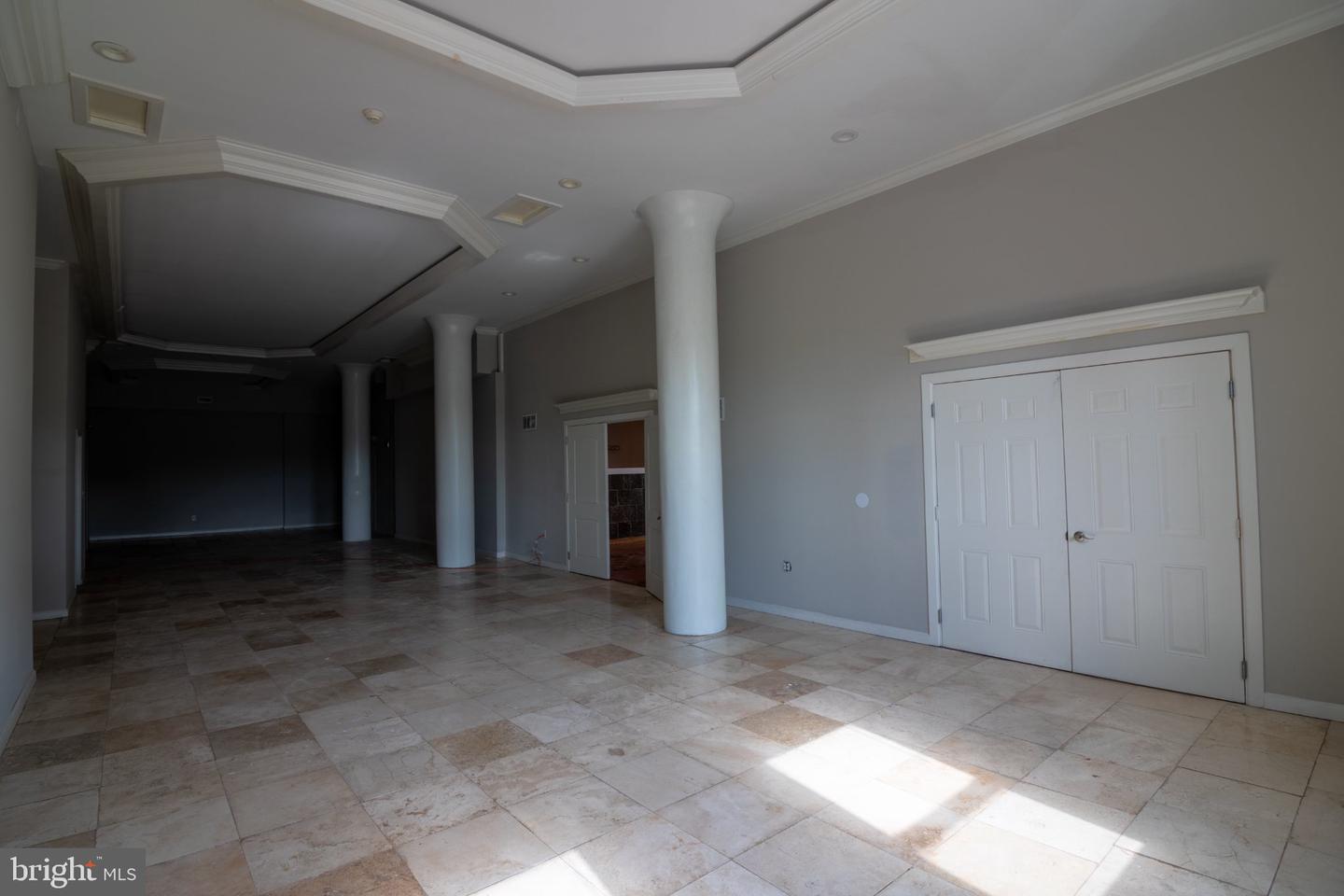 2613 W Hunting Park Ave Property Photo 25